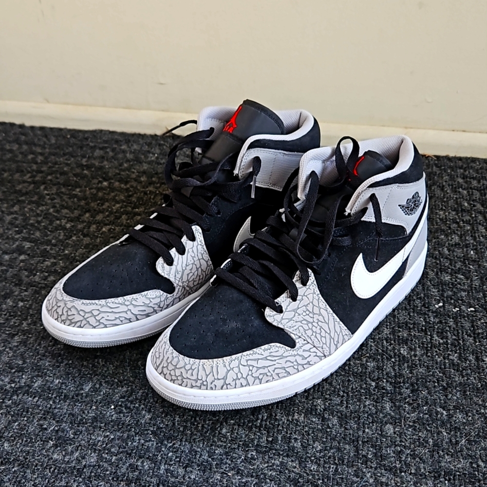 Nike air Micheal Jordan retro fit men's size 12.5
